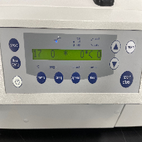 Eppendorf 5810R Refrigerated Centrifuge image 3